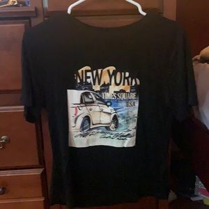 black tee shirt with New York on it